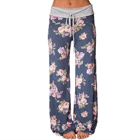 Pants - NEW! Candace floral wide leg sweats/lounge pants S